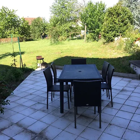 Le Village Cache * Le Mayet-de-Montagne